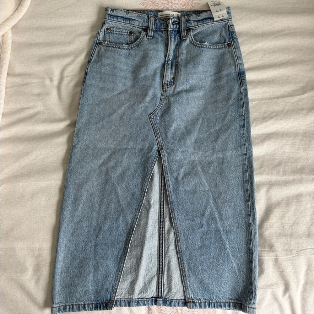 Abercrombie & Fitch Light Blue Women's Denim Skirt